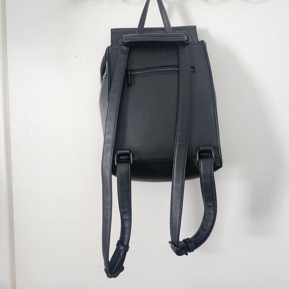 Pixie MOOD VEGAN LEATHER Black Backpack - Picture 6 of 7